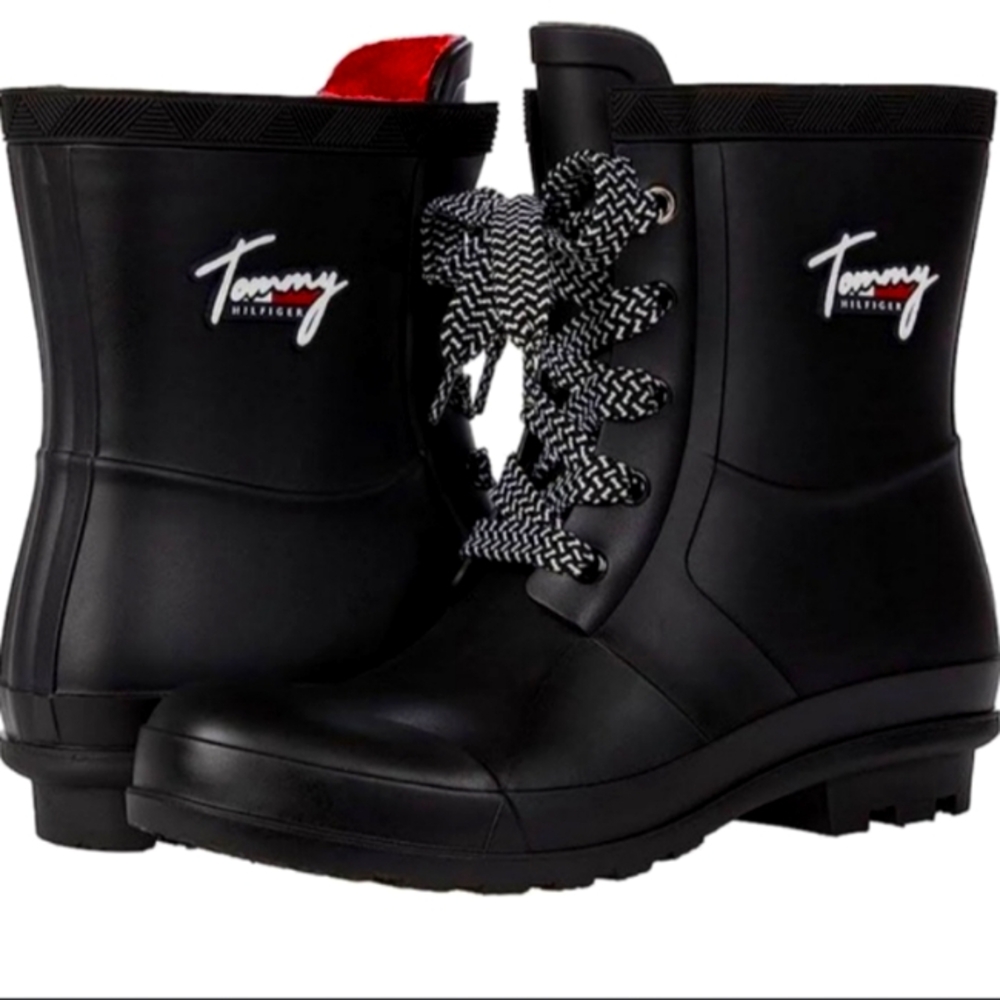 NWOT TOMMY HILFIGER WOMENS RAINBOOT